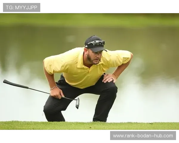 开云体育约堡公开赛首轮激战布朗领跑沙佩尔爆冷追击 开云体育约堡公开赛首轮激战布朗领跑沙佩尔爆冷追击